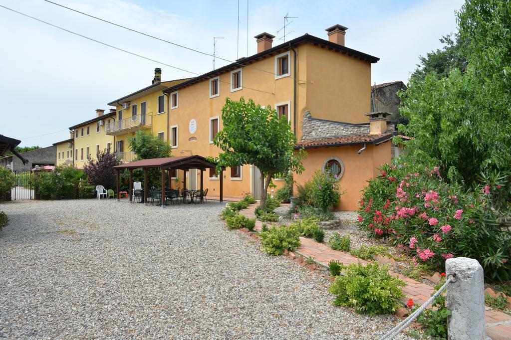 הוילה וליג'יו סול מיניציו Agriturismo Le Mura Del Gherlo מראה חיצוני תמונה
